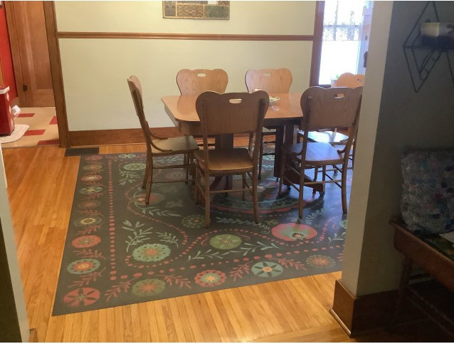 state of mind vinyl floor cloth as used by Pura Vida customer. 