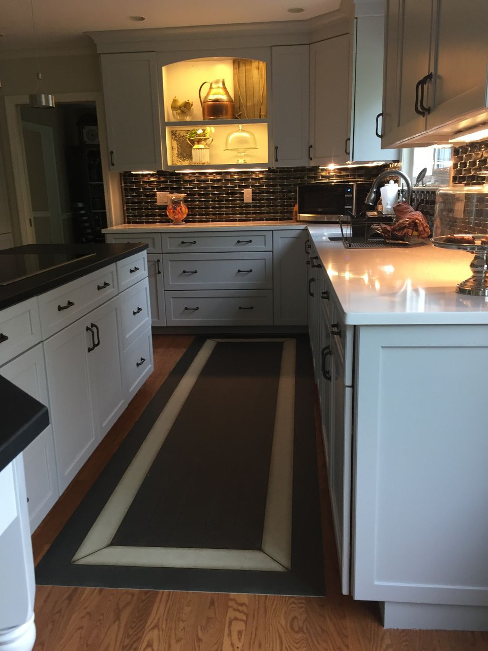Pattern 30 Shang - vinyl floor cloth  customer use of Shang runner 