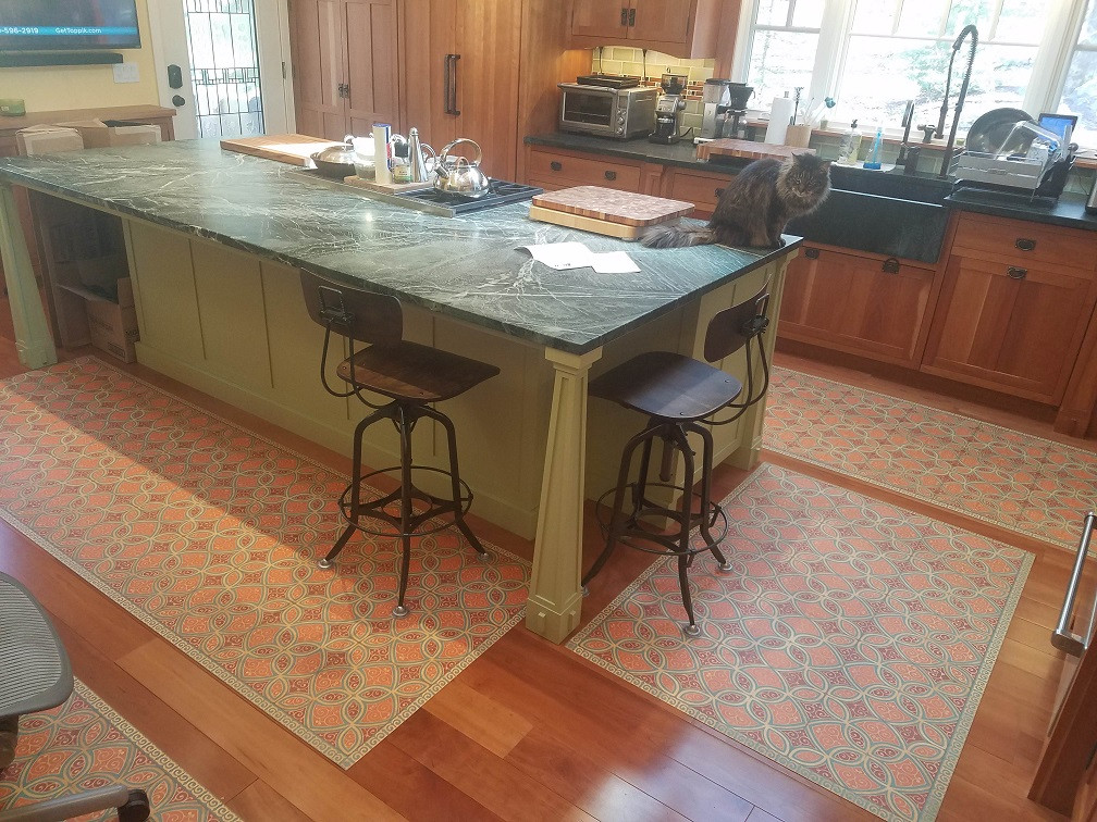 Pura Vida customer use of Suleiman vinyl floor cloth