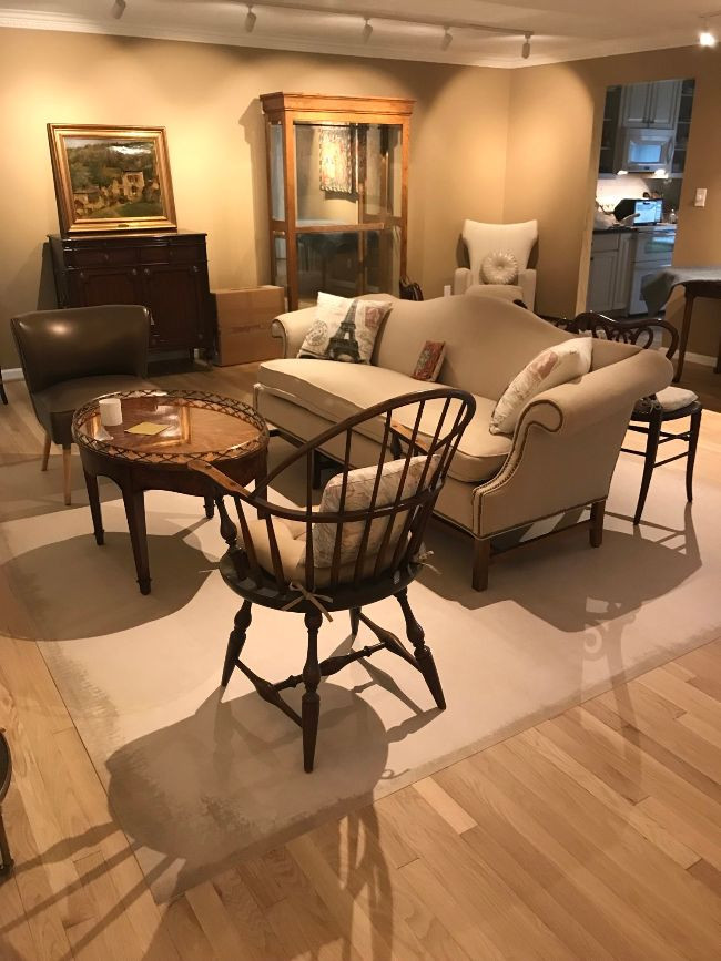Pattern 52 Whitewash - vinyl floor cloth used in a living room