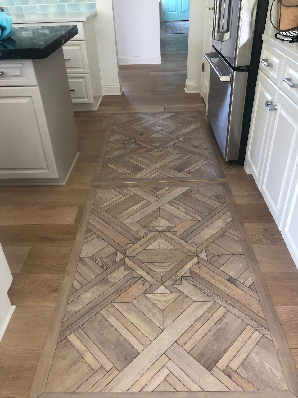 Pura Vida customer use of 2 Appalachian Dreaming floor cloths 
