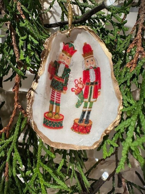 Oyster shell ornament - nutcracker 2