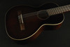 Art & Lutherie Roadhouse Parlor Bourbon Burst Nylon 046591 - 275 Discontinued