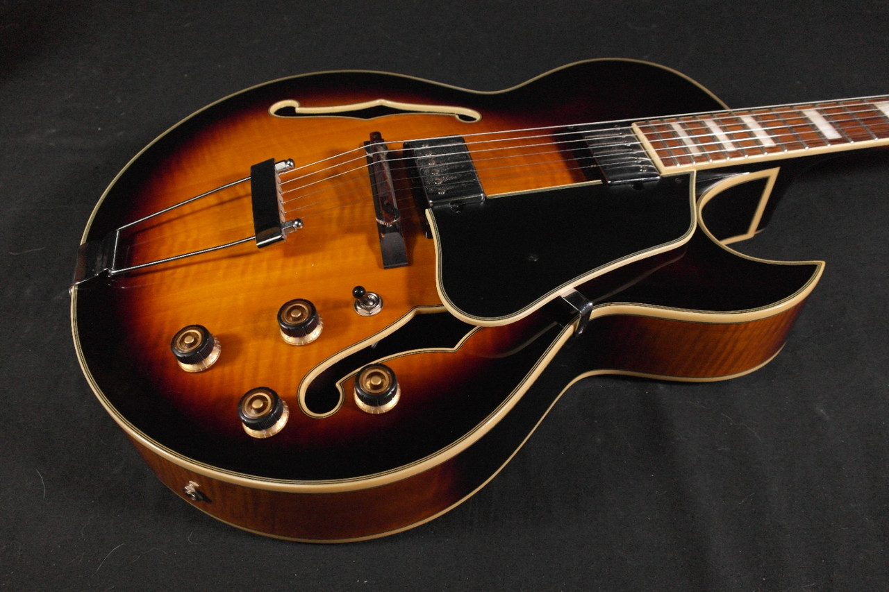 Ibanez AKJ95VYS Artcore Expressionist Vintage Sunburst
