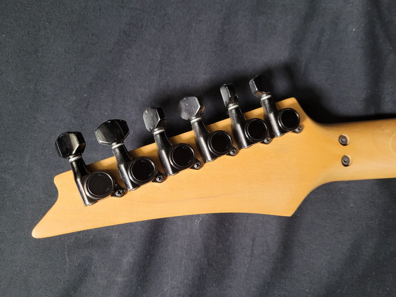 1989 Ibanez Steve Vai Jem 777 VDY Desert Yellow (W626) - Tundra