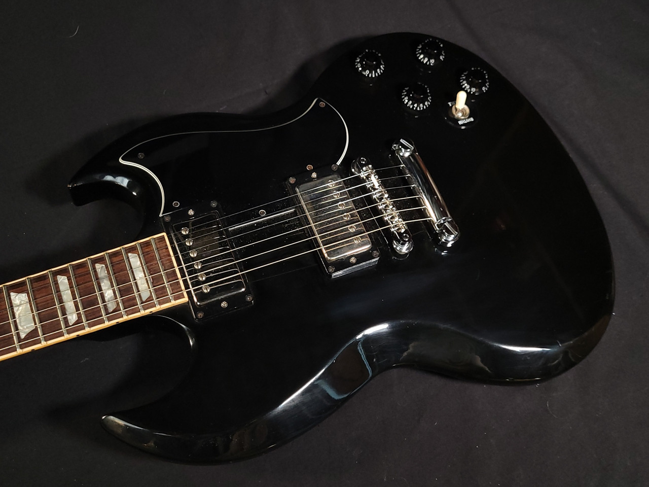 Pre-Owned 1990 Gibson SG Standard Black (W0314) - Tundra Music INC