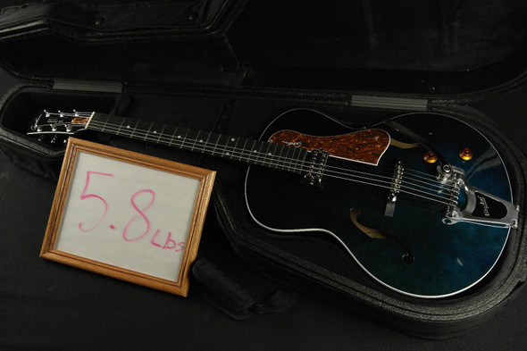 Godin 047826 5th Avenue Night Club Hollow Body 6 String RH Guitar w Tric Case - Indigo Blue 013 Godin 047826 5th Avenue Night Club Hollow Body 6 String RH Guitar w Tric Case - Indigo Blue 013