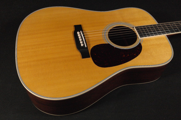 Martin D-35 Dreadnought - Natural with Case MINT 108