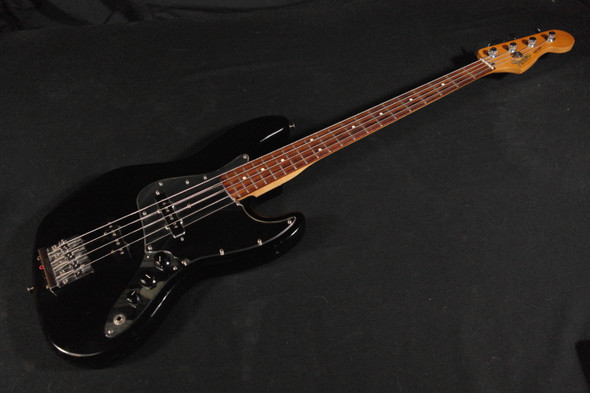 Fender Standard Jazz Bass w/ Mirror Guard Mexico 2004 Black