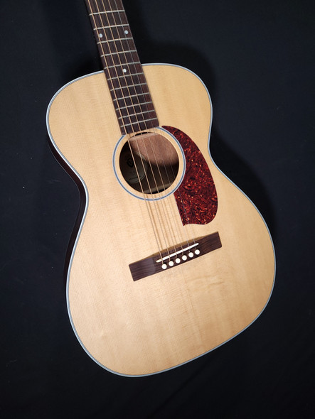 Guild M40e Natural (W079)