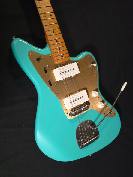 (SQUCX1) Squier Jazzmaster 40th Anniversary (W520)