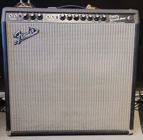 (A058) Fender 65 Reissue Super Reverb (W330)