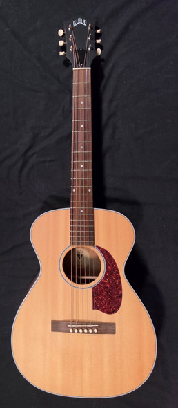 (G16)  Guild M-40 Standard Natural (W216) 