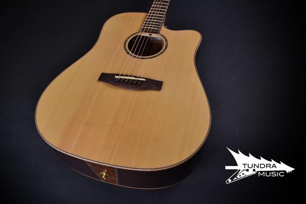 Takamine EG363SC Acousitc/Electric Dreadnought - Quilted Maple - Natural (233)