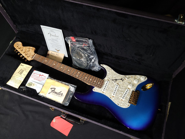 1996 Fender Custom Shop Bonnie Raitt Signed Stratocaster 95 of 200 (WFENCX14) 