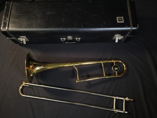 Preowned Vintage 1975-1976 King 3B Trombone with Black Carry Case (W413)