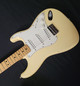 1975 Fender Stratocaster Hard Tail Olympic White (W413)