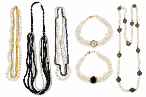 Bulk Lot of Vintage Bead Necklaces - 50 Necklaces