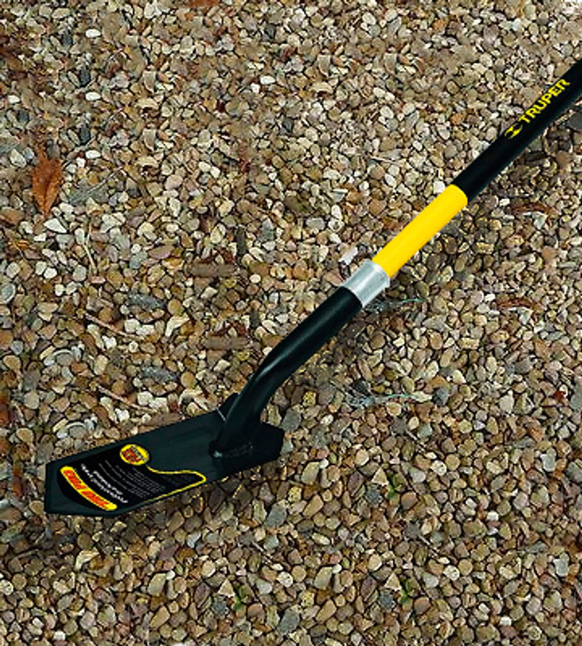 Truper  Tru Pro California Trenching Shovel   Blade  Fiberglass Handle 9" Grip