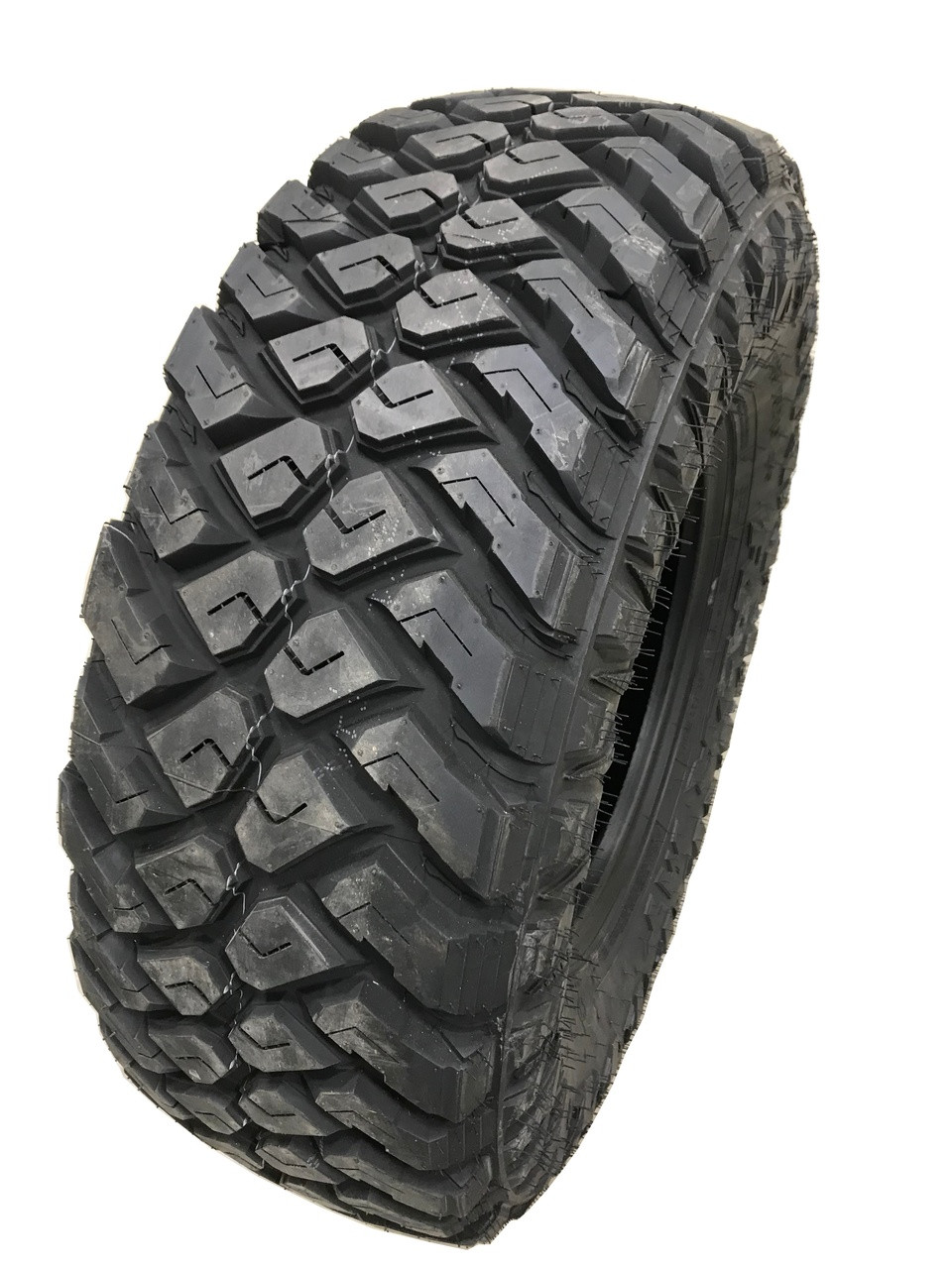 New Tire 245 75 16 Maxxis Razr MT Mud 10 Ply LT245/75R16 40,000 Mile Warranty