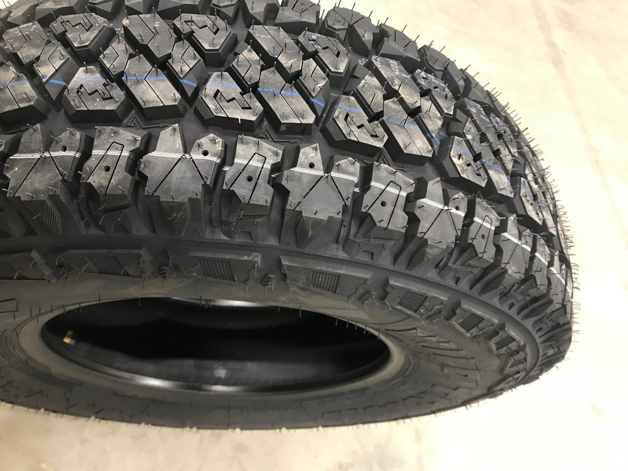 New Tire 265 75 16 Wild Trail AT XT 10 ply New Tire  LT265/75R16