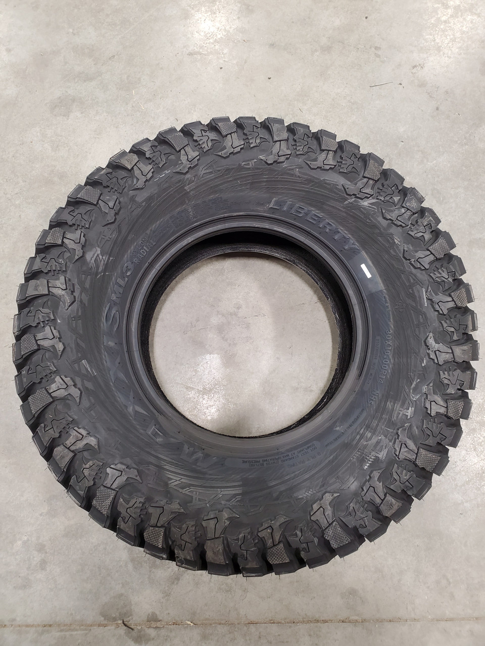 maxxis liberty 30x10x14