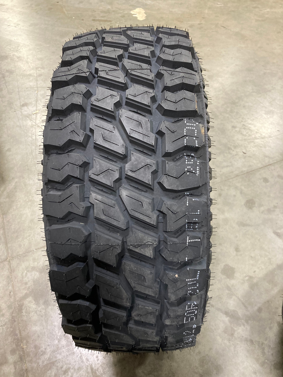New Tire 35 12.50 20 Mud Claw Comp MTX 12 ply F LT35x12.50R20