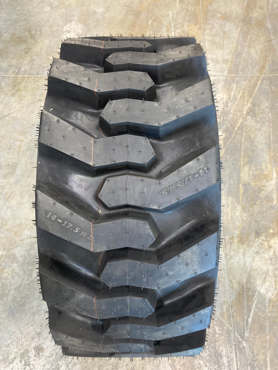 New Tire 10 16.5 BKT Mud Power Skid Steer R-4 Deep Tread  40/32 10 ply 10x16.5