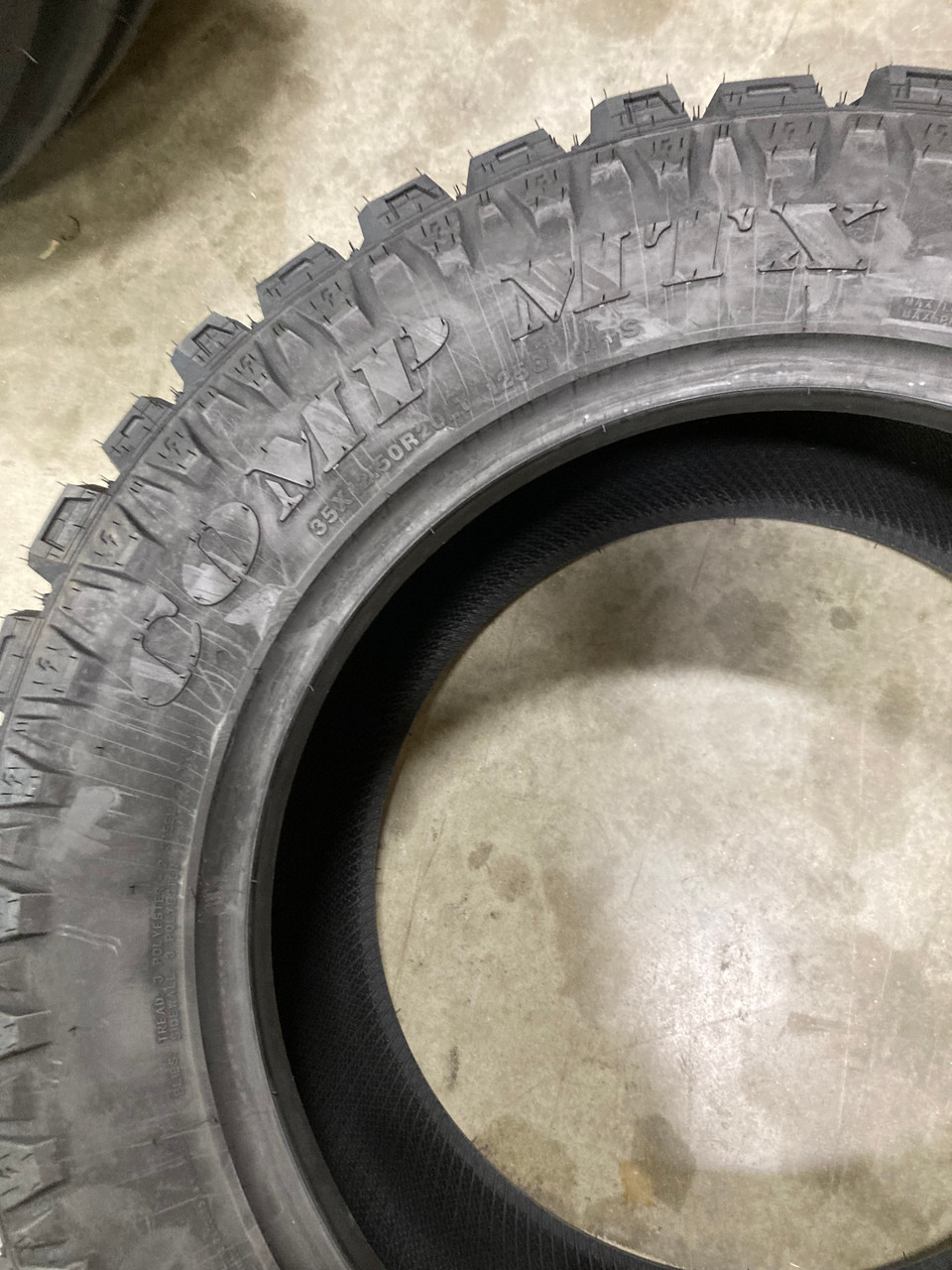 New Tire 275 65 20 Mud Claw Comp MTX 10 ply LT275/65R18