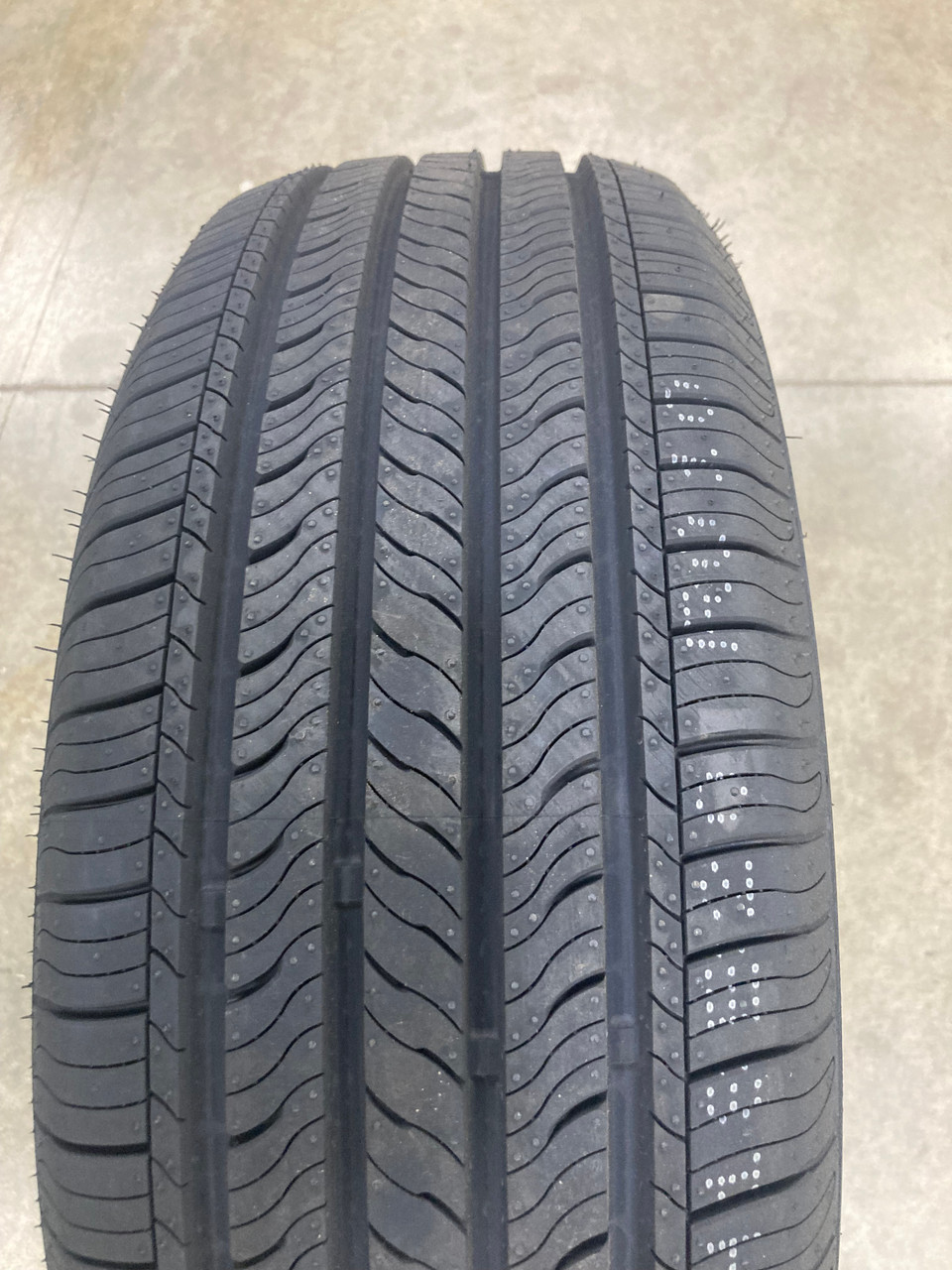 New Tire 235 45 18 Blackhawk Street-H HH11 All Season P235/45R18