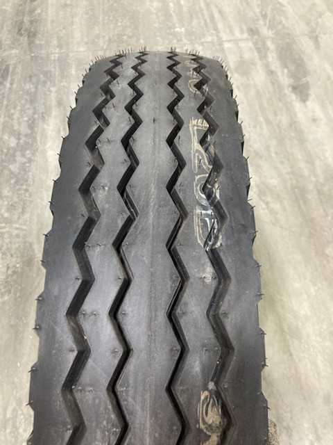 Tire Samson MB-242 (TTF) 7-15 7.00-15 7X15 Load 14 Ply (TT) Industrial Tire Samson MB-242 (TTF) 7-15 7.00-15 7X15 Load 14 Ply (TT) Industrial