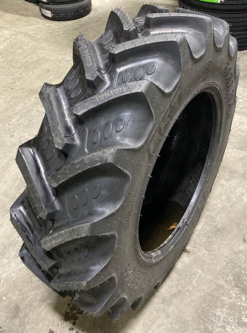 BKT AGRI MAX RT 855 オフロードタイヤ AGRIMAX RT 855 Tires | Sprayer, Tractor, Vineyard Harvester