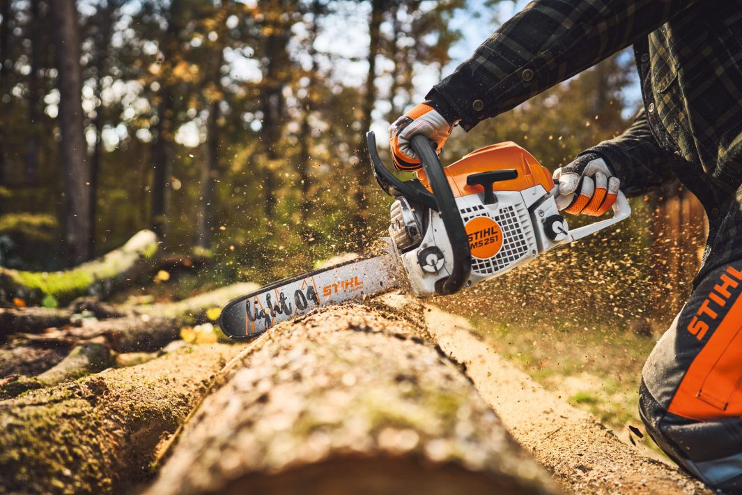 Stihl MS251C-BE Gas Powered Chainsaw w/ Easy2Start - Forester Shop Stihl MS251C-BE Gas Powered Chainsaw w/ Easy2Start - Forester Shop