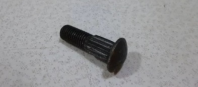 Snapper Bolt - 703935