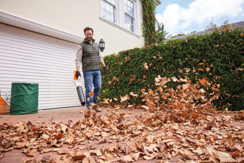 Stihl BGA50 Lithium Ion Handheld Leaf Blower Kit