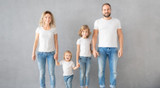 7 Tips for Choosing Matching Family Thanksgiving T-shirts