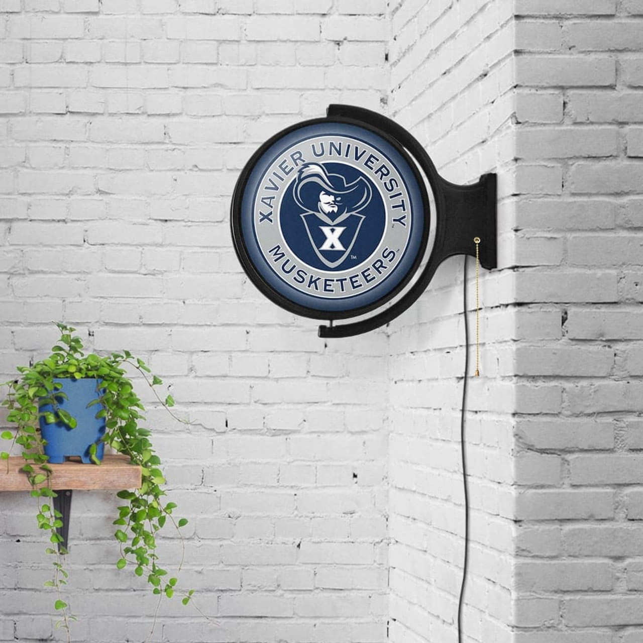 Xavier Musketeers Original Round Rotating Lighted Wall Sign