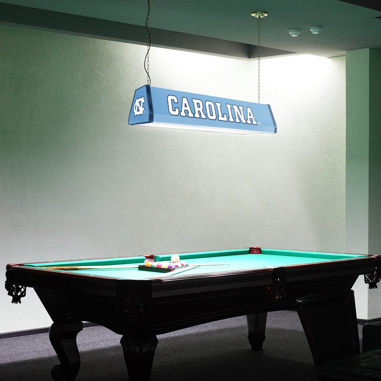 North Carolina Tar Heels: Standard Baby Blue Pool Table Light