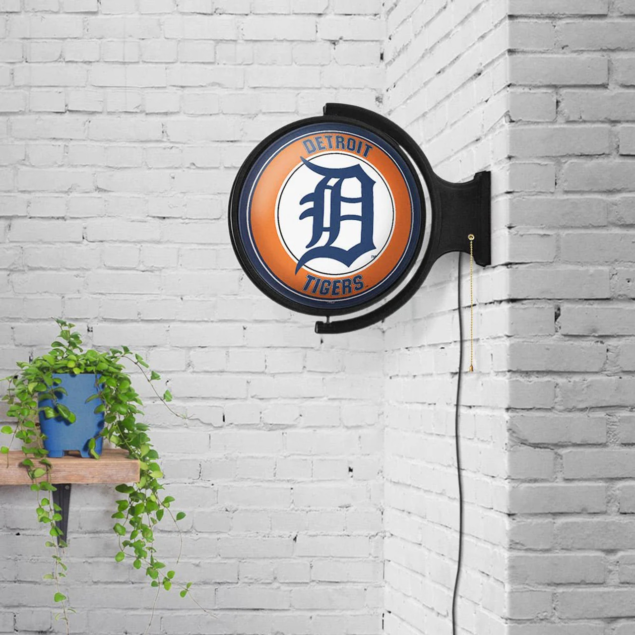 Detroit Tigers: Original Round Rotating Lighted Wall Sign