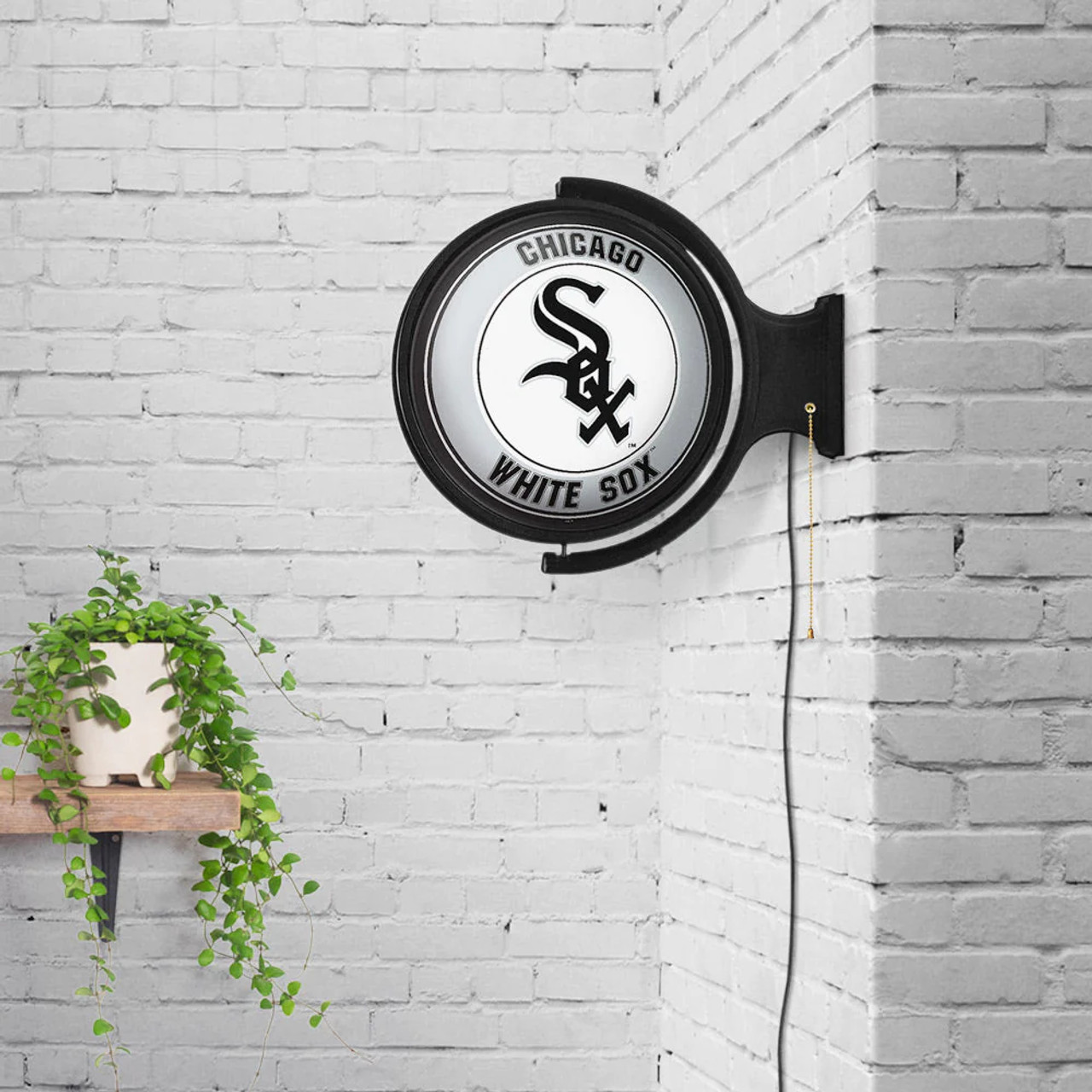 Chicago White Sox: Original Round Rotating Lighted Wall Sign