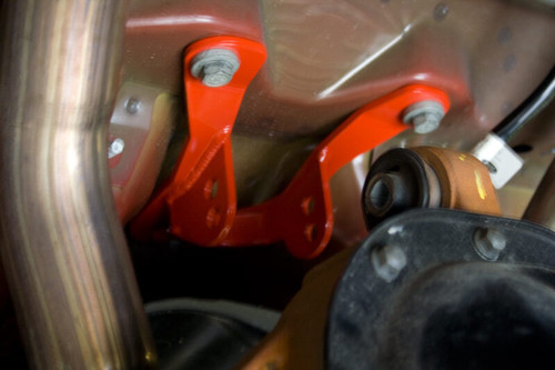 UMI Performance 05-10 Ford Mustang Upper Control Arm Mount (1045-R)
