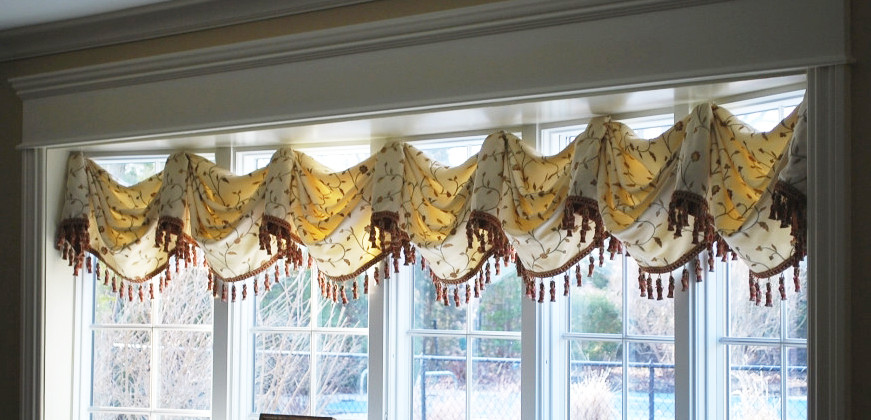 Custom Balloon Valance with Trim