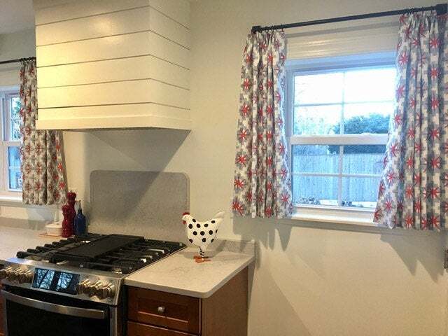 peter-dunham-starburst-blue-red-cafe-curtains-kitchen-lynn-chalk.jpg peter-dunham-starburst-blue-red-cafe-curtains-kitchen-lynn-chalk.jpg