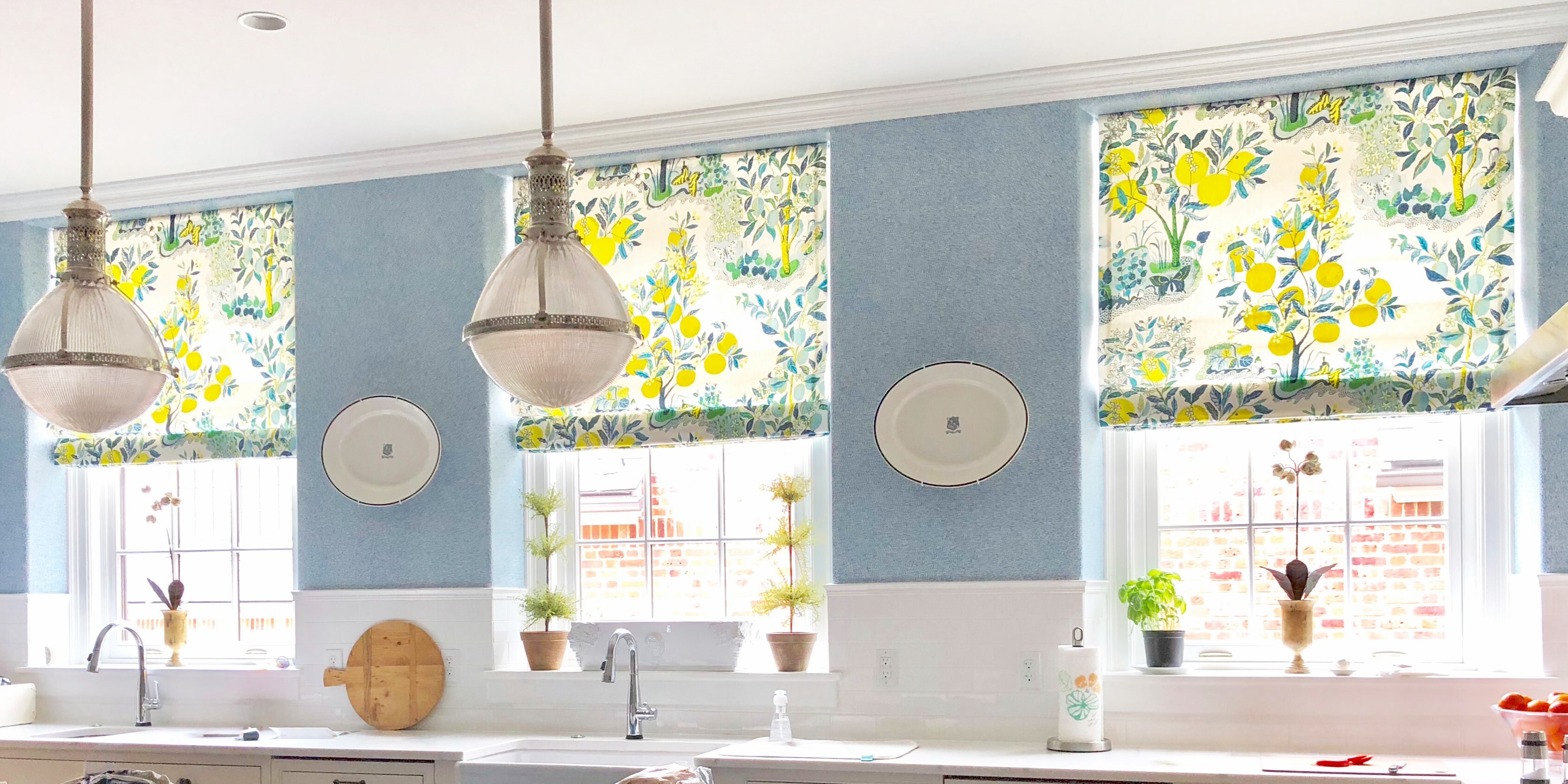 schumacher-citrus-garden-kitchen-roman-shade-in-pool-lynn-chalk-new-edit-header-size.jpg