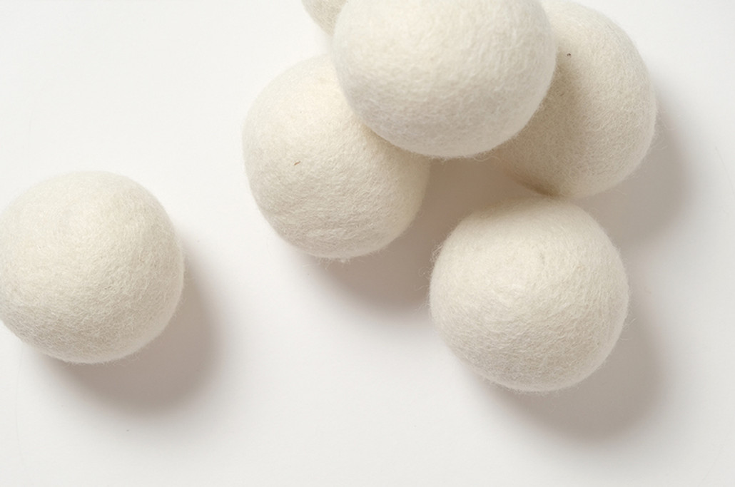 What are woollen dryer balls?