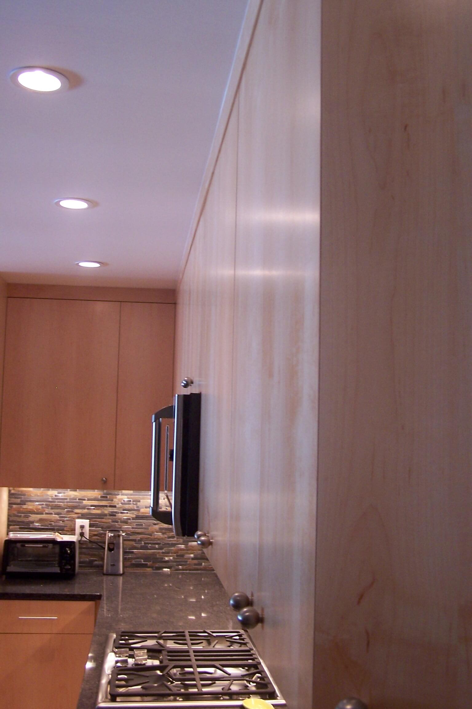 azzaro-maple-kitchen-2.jpg