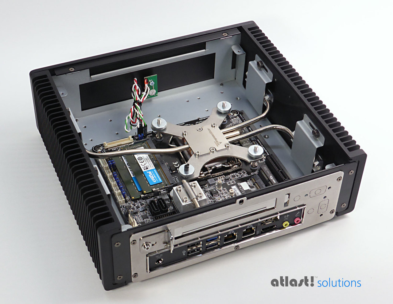 High Performance Fanless Industrial Pc 9th Gen Q370 Chipset Advanced Heatpipe Cooling For Zero Maintenance High Performance Fanless Industrial Pc 9th Gen Q370 Chipset Advanced Heatpipe Cooling For Zero Maintenance