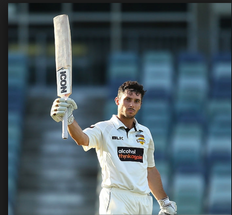 Jon Wells goes boundary happy against his old side