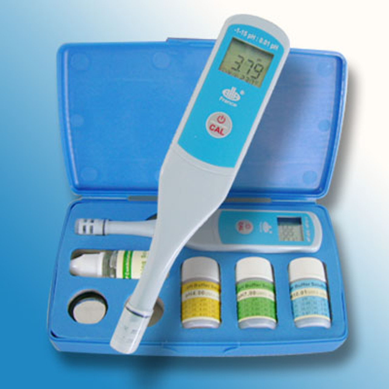 Hand held pH meter with automatic temperature compensation