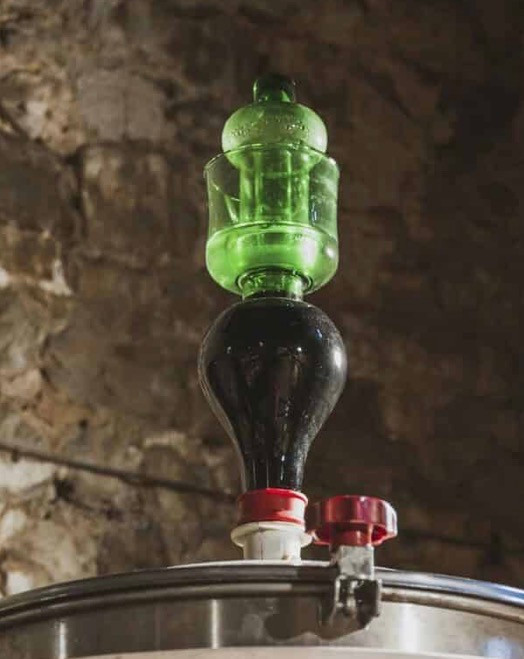 Bubbler (air lock)